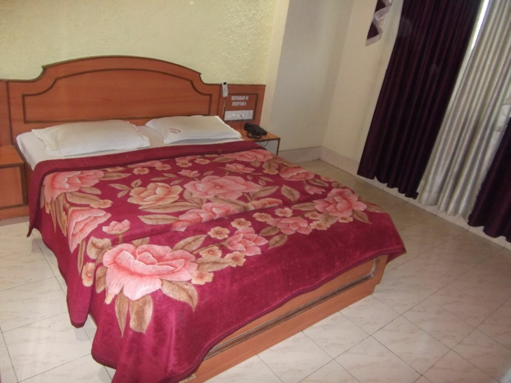 Hotel Ravikant بونة المظهر الخارجي الصورة