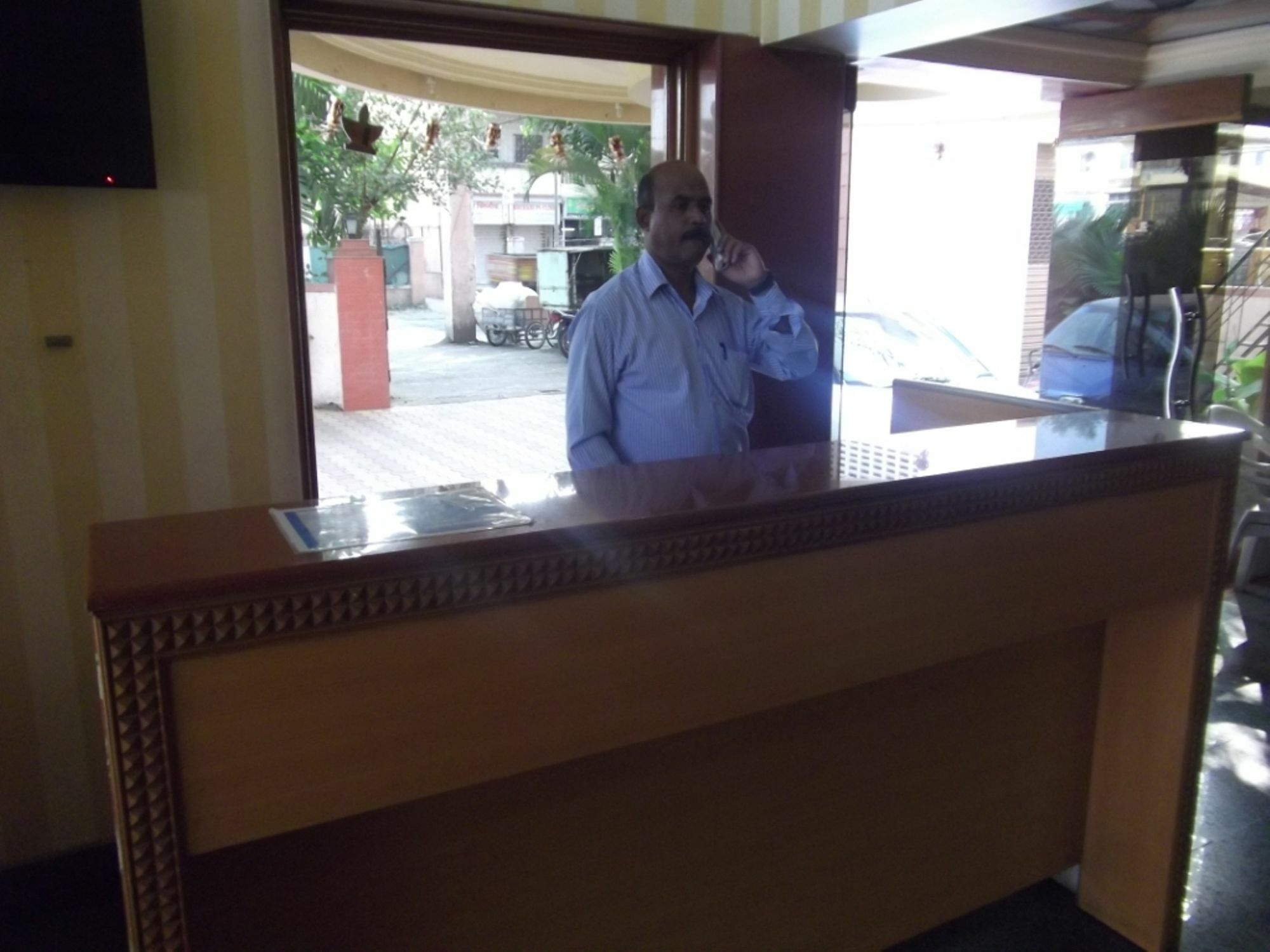 Hotel Ravikant بونة المظهر الخارجي الصورة